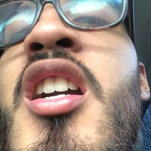 Meet your Posher, Luis